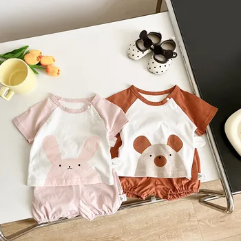 2023 Yaz Yeni Bebek Moda Rahat bol tişört Takım Elbise Erkek Kız Bebek Karikatür Baskı Pamuk Kısa Kollu Üstleri + Katı Şort 2 adet