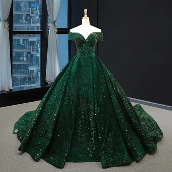 2023 Yeni Performans Quinceanera Elbiseler Kapalı Omuz Yeşil Rüya Elbise Balo Elbise Büyük Tren Bling Balo cüppeli elbiseler
