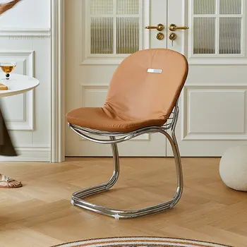 İskandinav Metal yemek sandalyeleri yemek odası mobilyası Modern Basit yemek Sandalyesi Yaratıcı Tasarımcı Koltuk Eğlence Arkalığı Sandalyeler