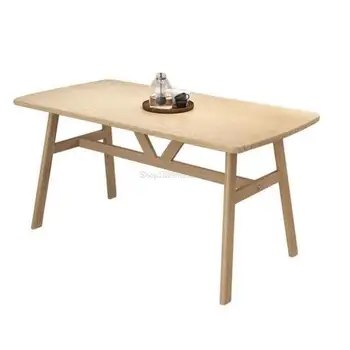 Küçük Daire yemek masası Taklit Ahşap Tahıl Demir yemek masası Ve Sandalye Kombinasyonu Basit İskandinav Restoran Basit